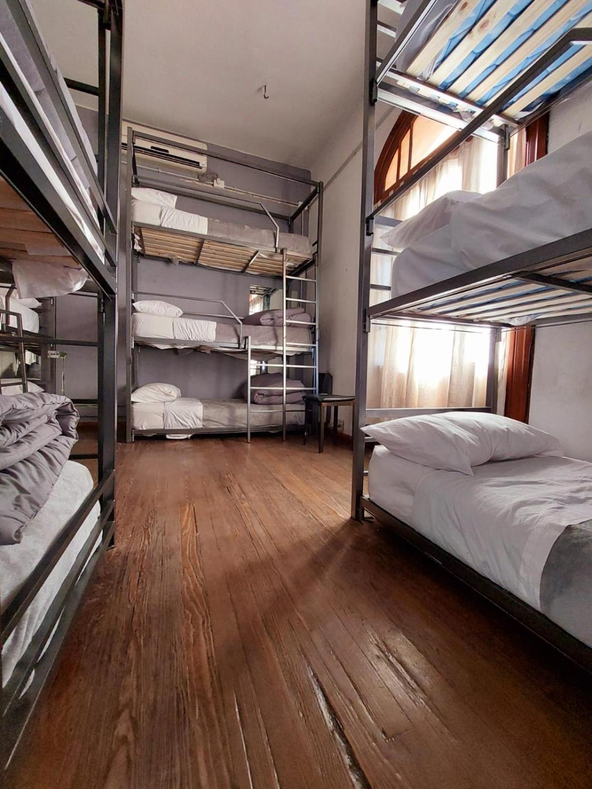 Why Not Nueva Cordoba Hostel Bagian luar foto