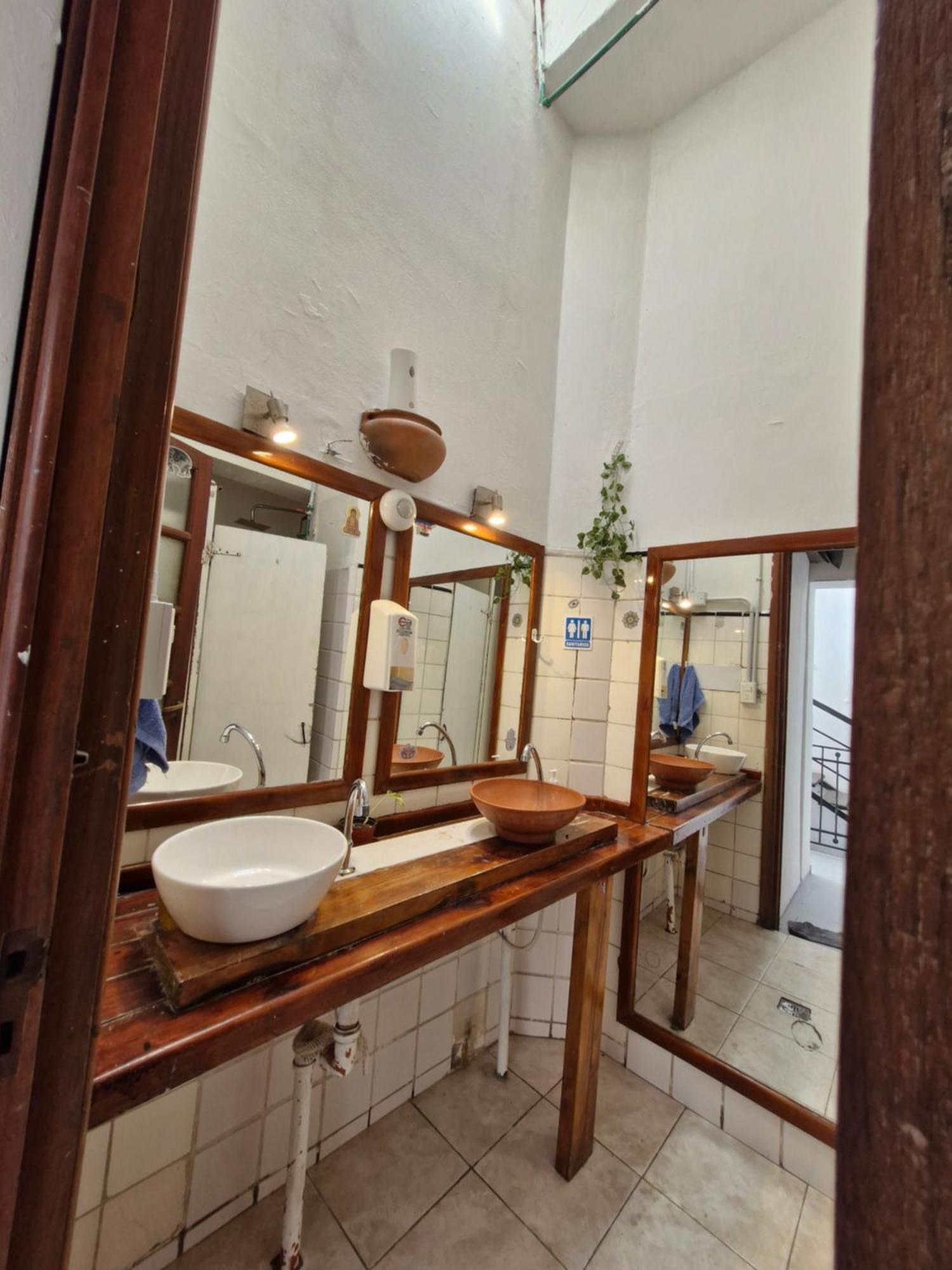 Why Not Nueva Cordoba Hostel Bagian luar foto